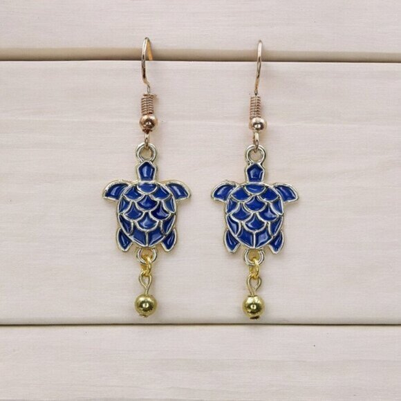 Sea Turtle Earrings Handcrafted Beach Jewelry - Picture 4 of 4